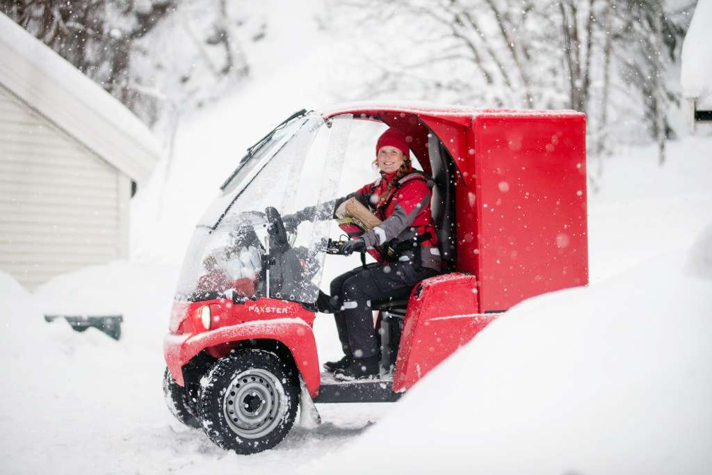 posten-norge-driving-paxster-during-winter